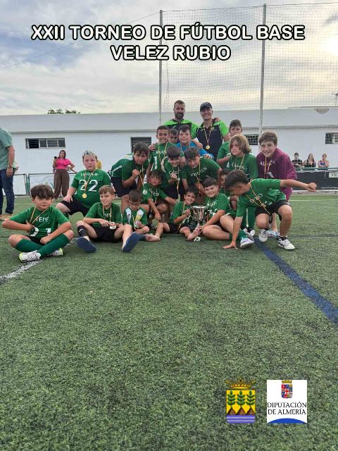 F.C. VÉLEZ RUBIO Y ATL. MACAEL CAMPEONES DEL XXII TORNEO FÚTBOL BASE VÉLEZ RUBIO 