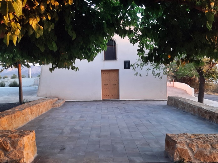 SOLADO DE PLACETA; PARROQUIA DE TONOSA.
